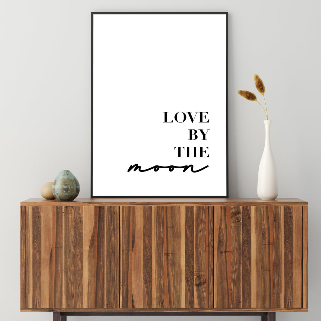 Póster love by the moon